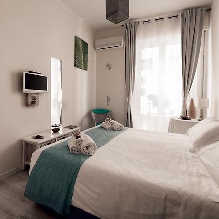 Centosettantotto Apartment Cagliari Bagian luar foto