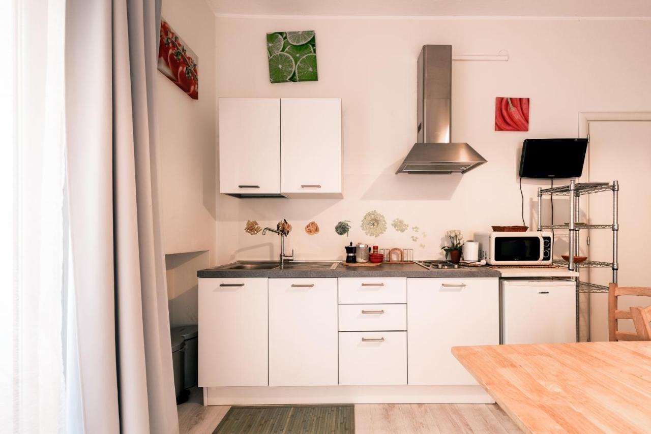 Centosettantotto Apartment Cagliari Bagian luar foto