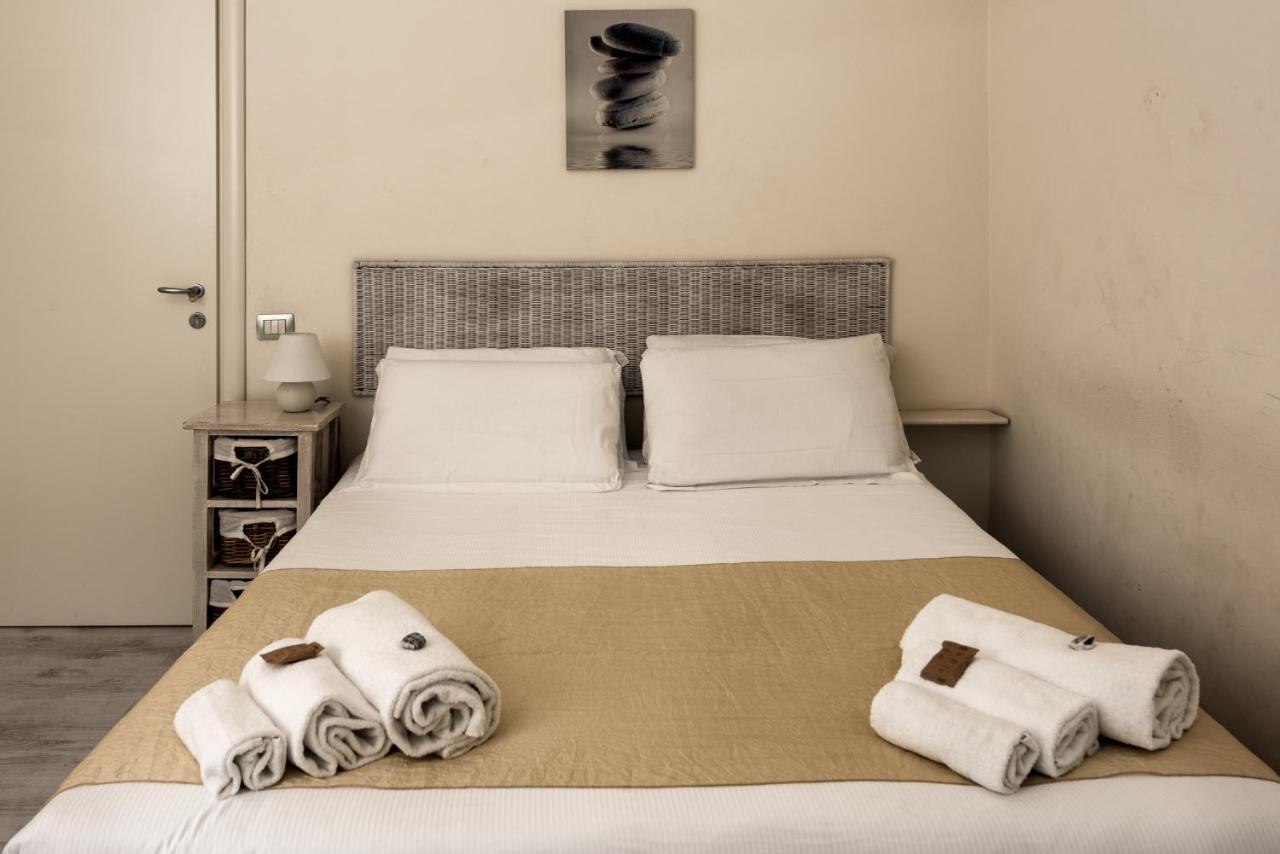 Centosettantotto Apartment Cagliari Bagian luar foto