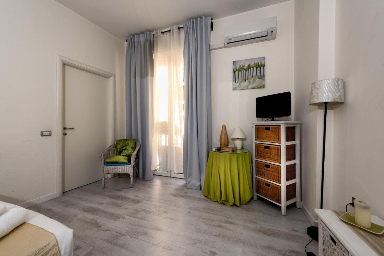 Centosettantotto Apartment Cagliari Bagian luar foto